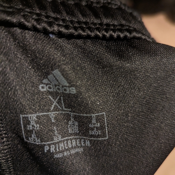 Adidas size XL track style pants - Picture 3 of 3